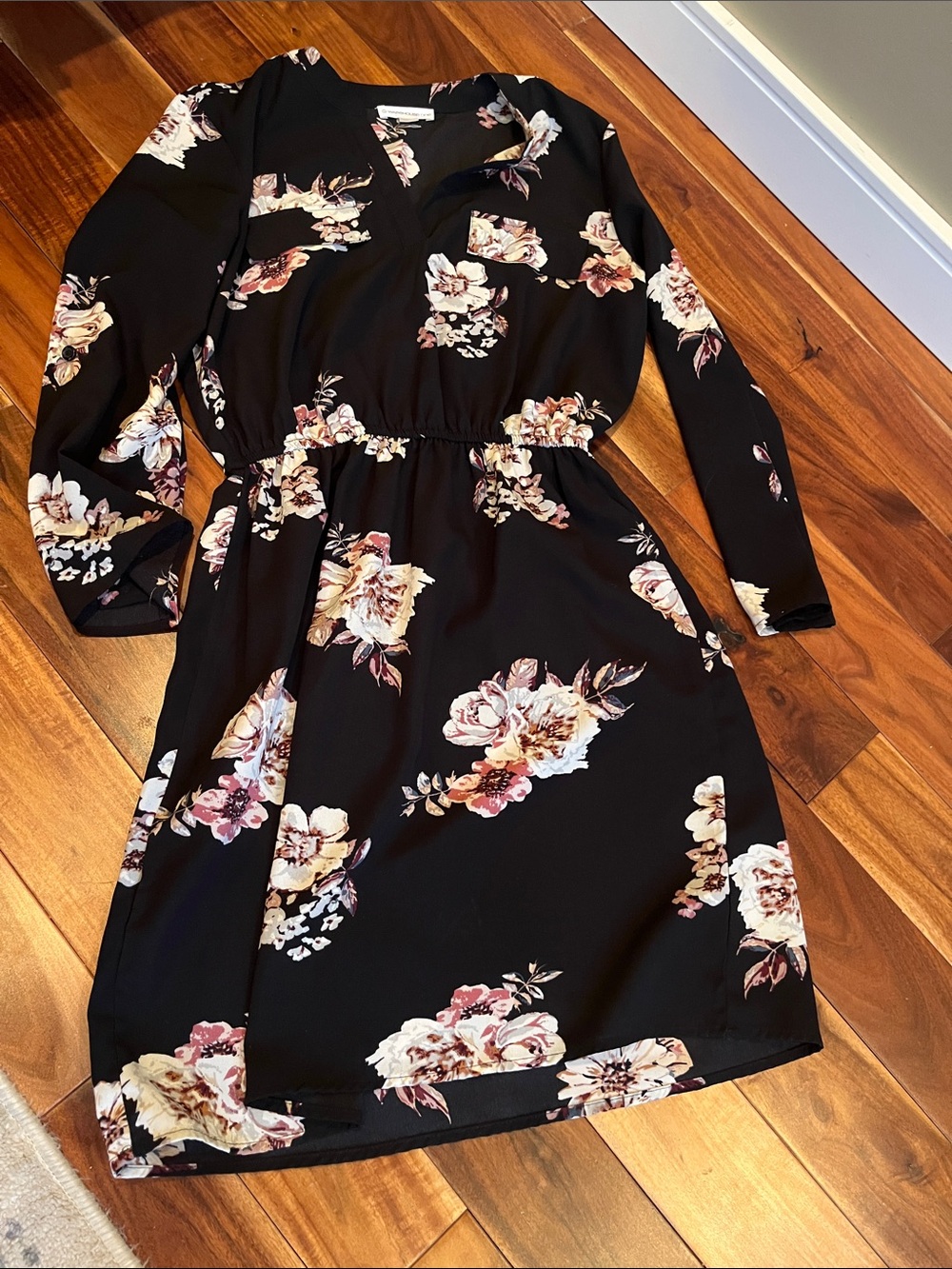 Black Floral Long-Sleeve V-Neck Midi Dress
